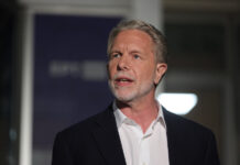 ΠΑΣΟΚ: Διαφωνούν με τη διαγραφή Κωνσταντινόπουλου οι Χ. Δούκας, Π. Γερουλάνος και Μ. Χριστοδουλάκης