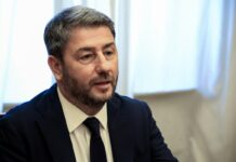 Πρόταση ΠΑΣΟΚ για 4ήμερη εργασία: «Λιγότερο burnout, μεγαλύτερη παραγωγικότητα»