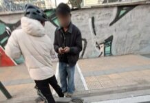Σαρωτικοί έλεγχοι της ΕΛΑΣ για τα ηλεκτρικά πατίνια: 135 παραβιάσεις, 8 οδηγοί βρέθηκαν μεθυσμένοι