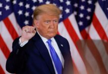 Τραμπ: Κατέθεσε νέα αγωγή κατά της Wall Street Journal για την επιστολή προς τον Έπστιν