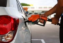 Πετρέλαιο: Πότε θα περάσει στην αντλία η αποκλιμάκωση των διεθνών τιμών