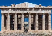 Το δυτικό αέτωμα του Παρθενώνα συμπληρώθηκε μετά από 220 χρόνια – Απομακρύνθηκαν οι σκαλωσιές