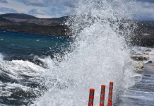 Ραφήνα – Λαύριο: Απαγορευτικό απόπλου λόγω θυελλωδών ανέμων – Ακύρωση δρομολογίων και από Πειραιά