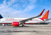 Πανικός σε πτήση της Air India: 14 τραυματίες από απότομη απώλεια ύψους λόγω αναταράξεων