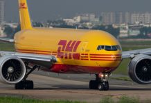 Γερμανία: Αεροσκάφος της DHL συγκρούστηκε στον αέρα με άγνωστο αντικείμενο