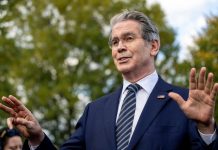 ΗΠΑ: Τελεσίγραφο στις ιρανικές αεροπορικές από 23 Σεπτεμβρίου – Απειλή αποκλεισμού από το δολάριο για όσους τις εξυπηρετούν
