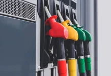 Βενζίνη: Η Ελλάδα στην 6η ακριβότερη θέση της ΕΕ – Πάνω από 2,20 ευρώ το λίτρο και φόβοι για νέο ράλι