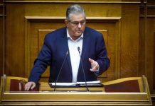 Κουτσούμπας κατά Μητσοτάκη – Τσίπρα: «Στημένη η αντιπαράθεση, θυμίζουν Βραδυποριακό και Ταλαιπωριακό»