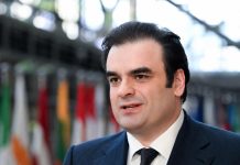 Στη Γερμανία για πρώτη φορά ως πρόεδρος του Eurogroup ο Κ. Πιερρακάκης – Συνάντηση με Μερτς
