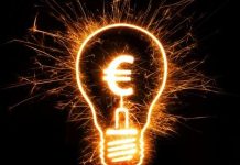 Ρεύμα: Σχέδιο για φθηνότερους λογαριασμούς έως το 2029 – Πώς θα πέσει η κιλοβατώρα στα 17 λεπτά