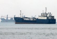Φωτιά στον Περσικό Κόλπο: Το Ιράν χτύπησε αμερικανικά πλοία και τάνκερ