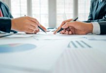 Servicers στο ΥΠΕΘΟΟ: Η κρίσιμη συνάντηση για τα νέα μέτρα Πιερρακάκη – Τι αλλάζει σε κόκκινα δάνεια και πλειστηριασμούς